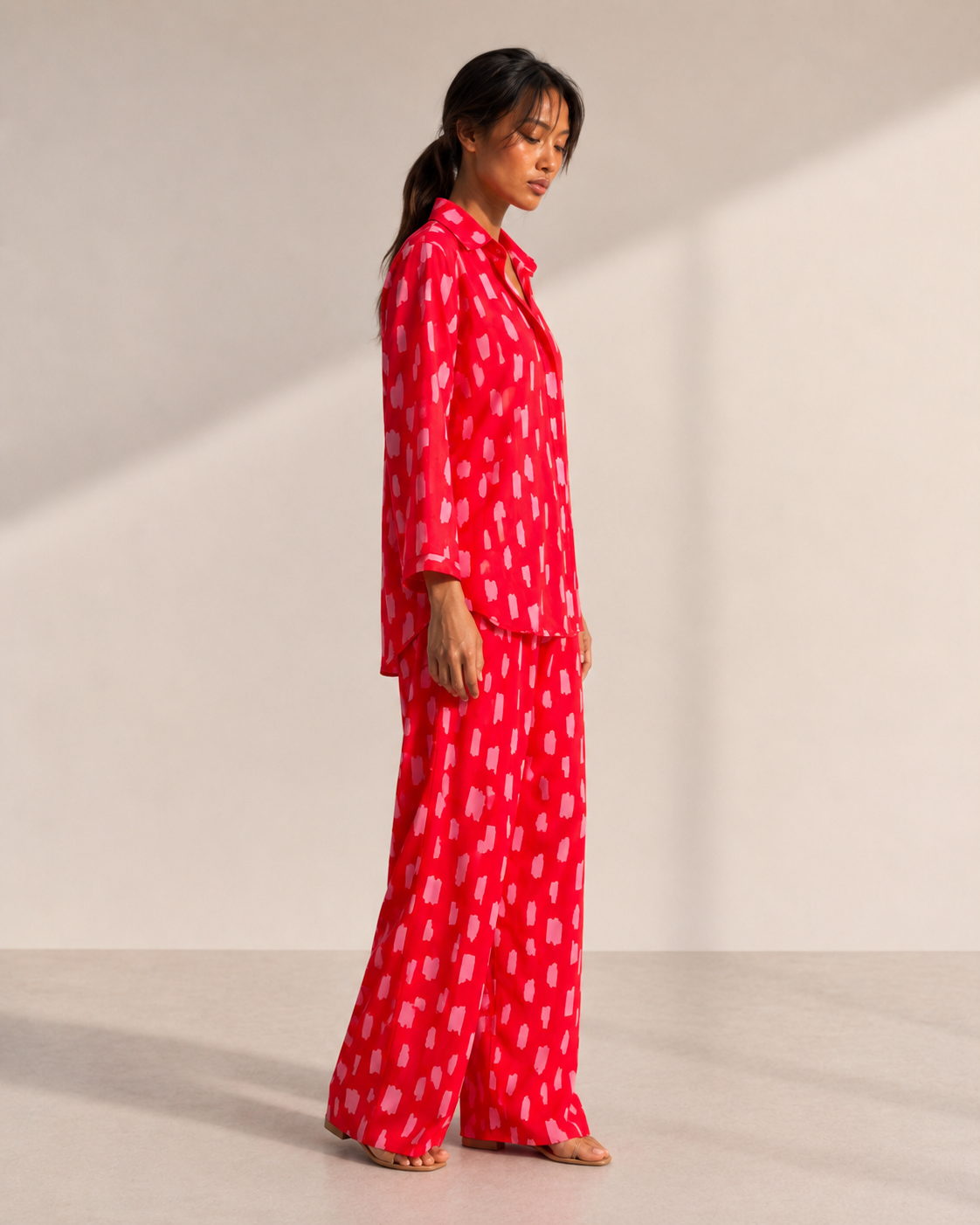 SCARLETT co-ord set with relaxed collared shirt in red and pink brushstroke print.