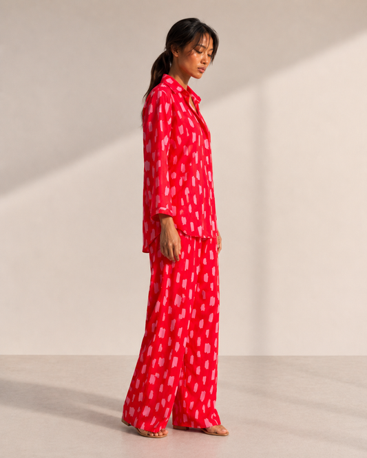 SCARLETT co-ord set with relaxed collared shirt in red and pink brushstroke print.